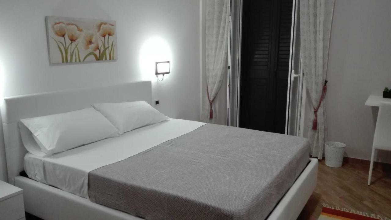 Cavaliere Costa Bed & Breakfast Porto Empedocle Exterior photo