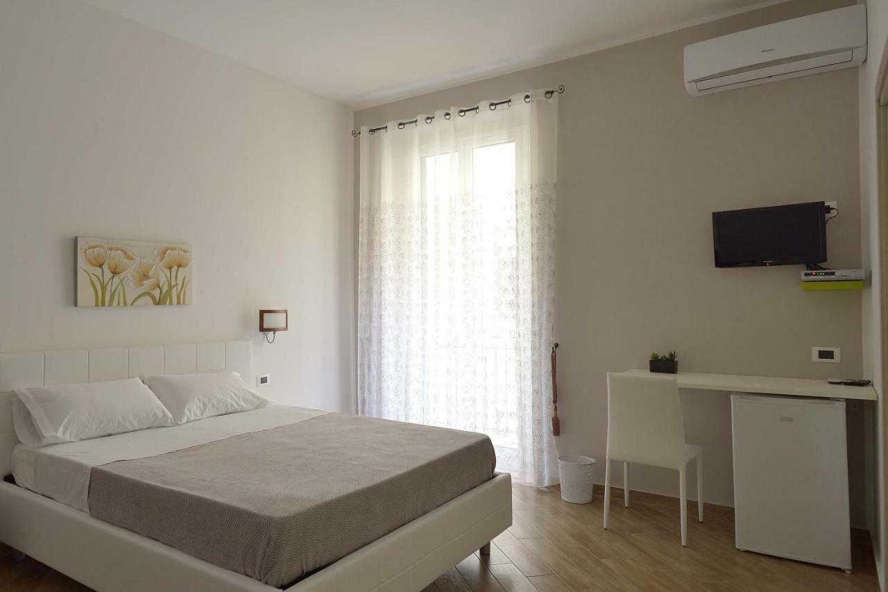 Cavaliere Costa Bed & Breakfast Porto Empedocle Exterior photo