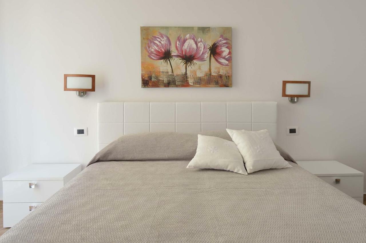Cavaliere Costa Bed & Breakfast Porto Empedocle Exterior photo